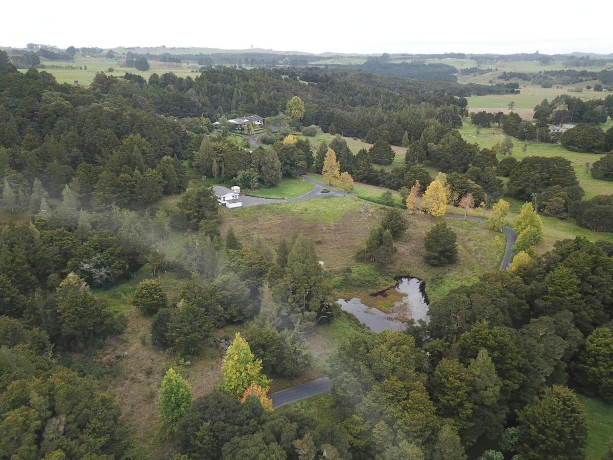 Superior Cottage - St Enoch&St Elijah Monastery Kaikohe Exteriör bild